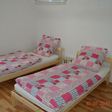 Ferienwohnung Pitz Saarbrücken Exterior foto